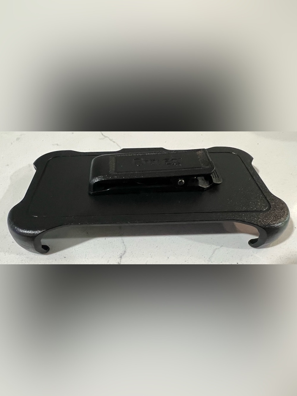 OtterBox iPhone 11 - Picture 6 of 15